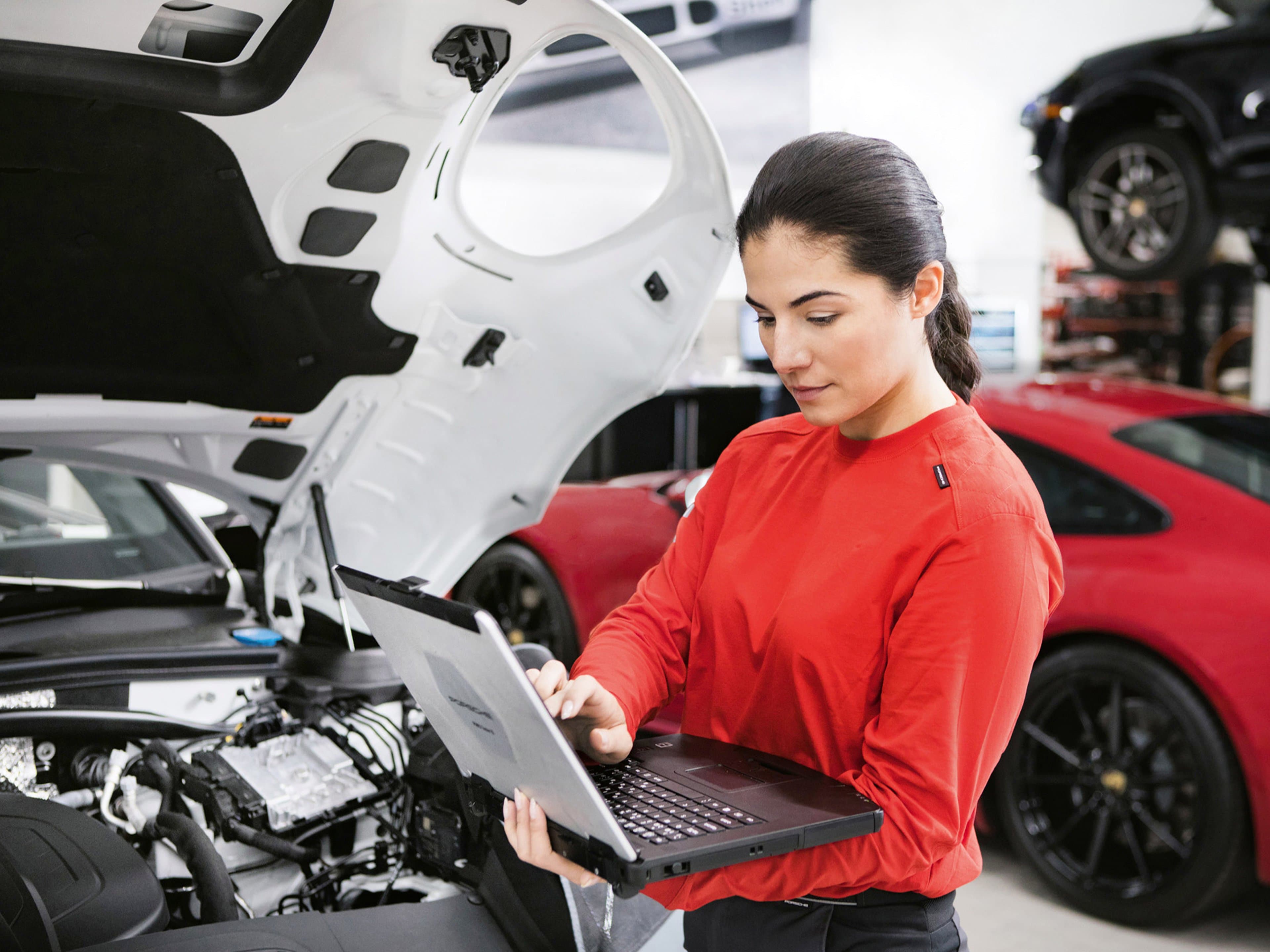 Save on a seasonal multi-point inspection (regularly $249.99). Appointment must be made before March 31, 2025. Does not include oil change service and additional recommendations.